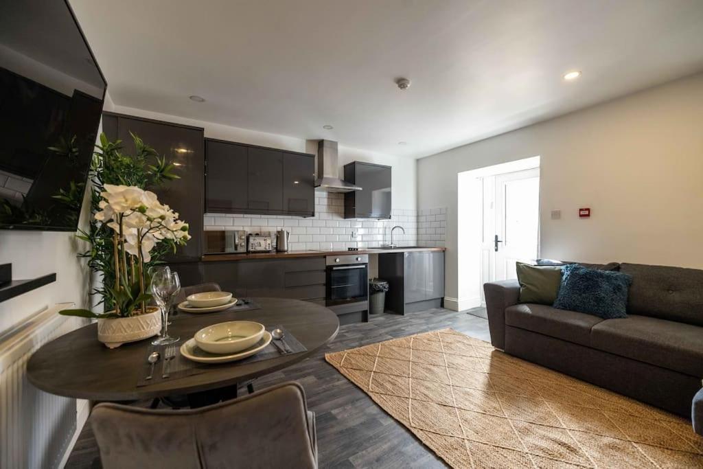 Albert Rd By The V Group Blackpool Exteriör bild